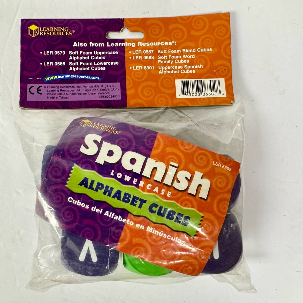 Learning Resources Spanish Lowercase Alphabet Cubes - Multicolor